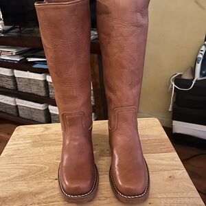Women's Tan Leather Boots